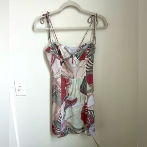 Worn once Aritzia Wilfred floral dress size 2